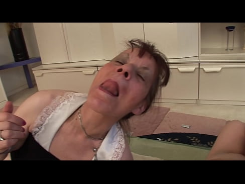 ❤️ Két nagymama és egy nagypapa hármasban Kemény pornó at hu.centr-klassiki.ru